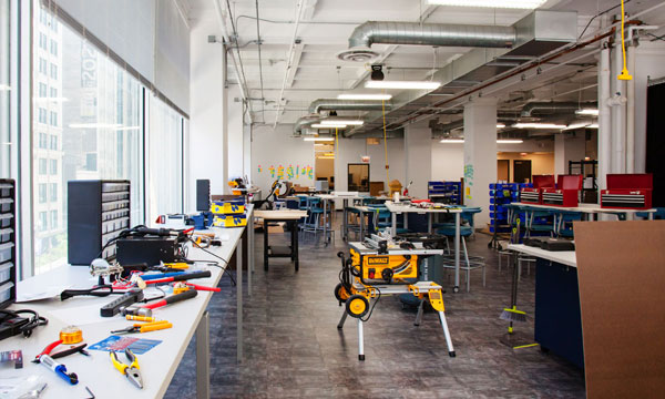 large working space including power tools