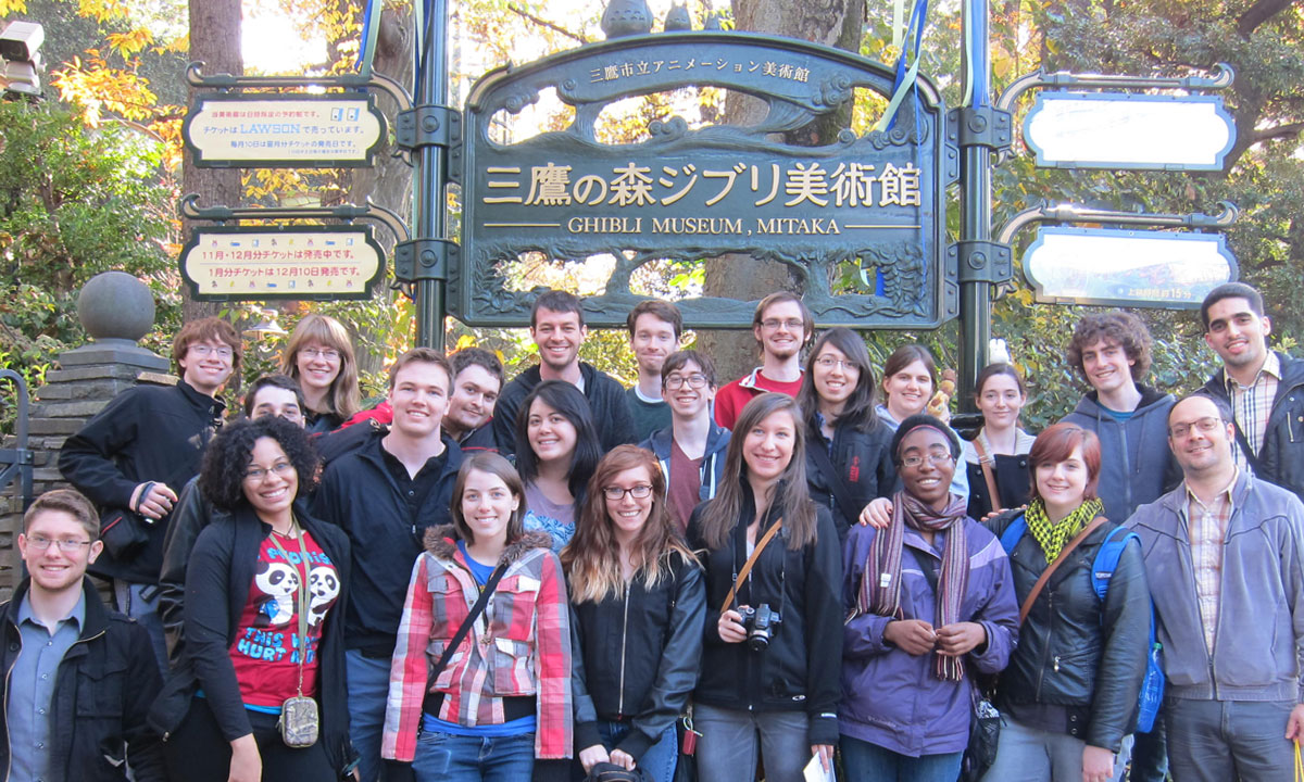 group of DePaul students infront of Japanese Museum
